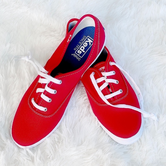 NWT Keds Champion Originals red - Picture 1 of 5